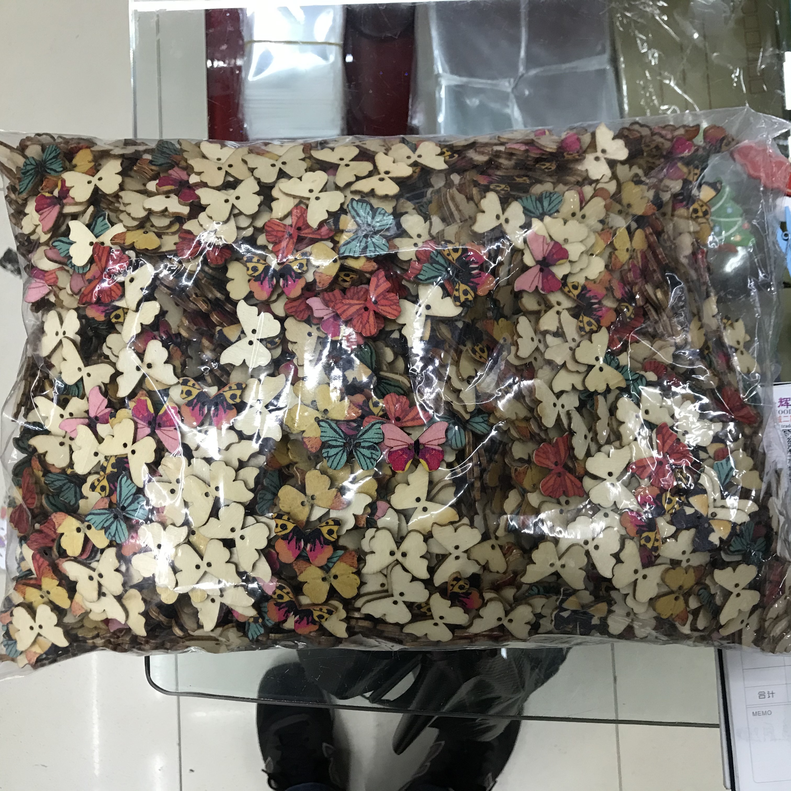 优质彩绘 蝴蝶木质纽扣// 原木色蝴蝶 DIY 本色花蝴蝶图