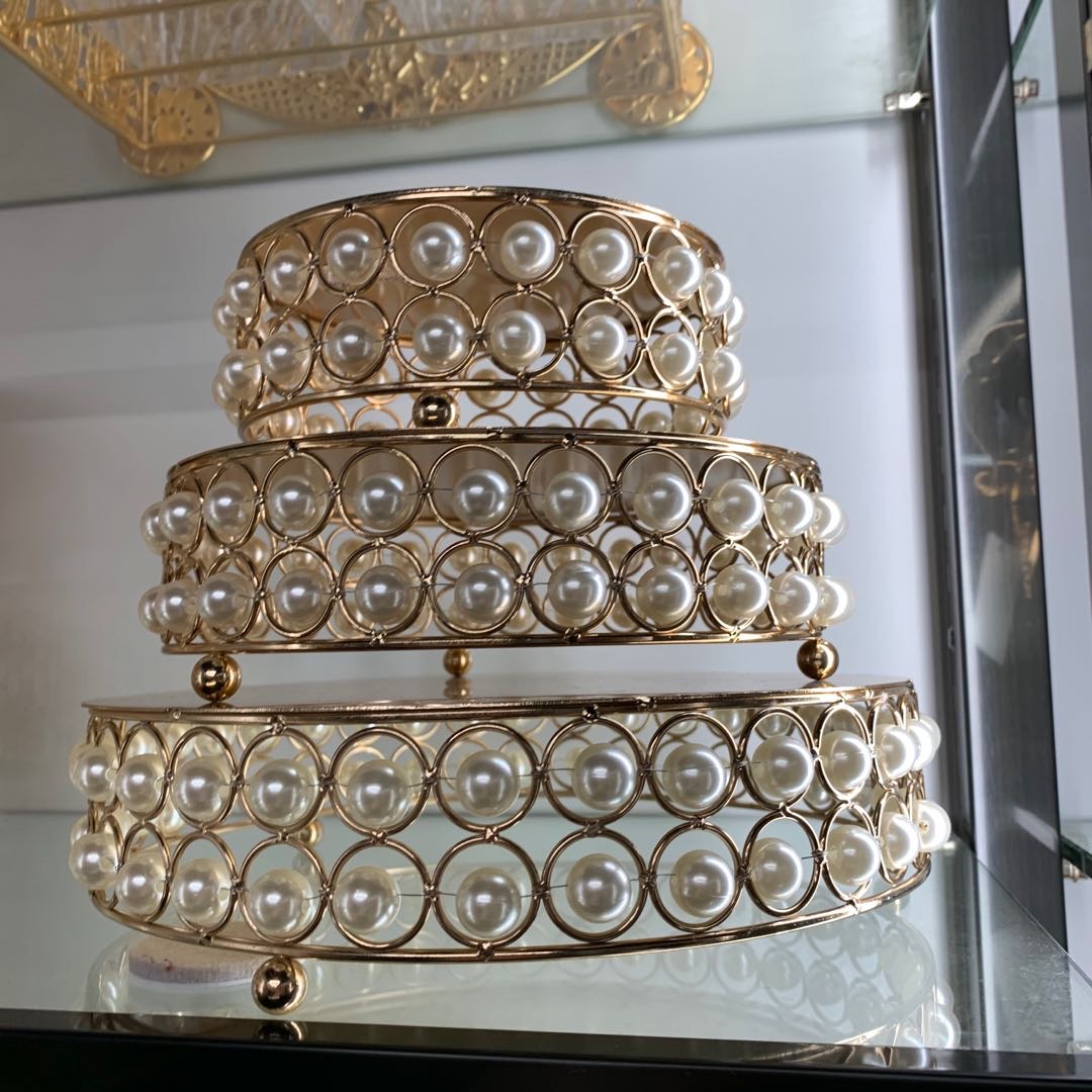 铜金色大珍珠工艺摆件