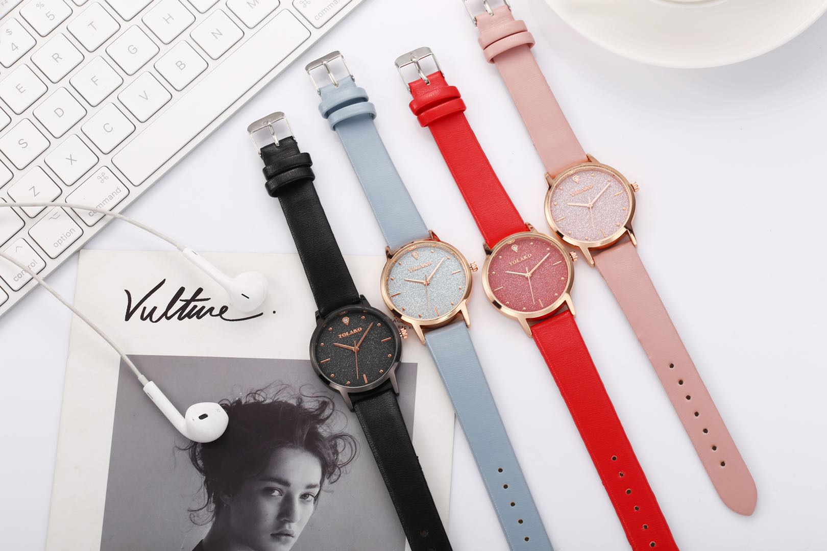 A Korean-style, fresh and stylish starry sky waterproof quartz watch for ladies pic 3