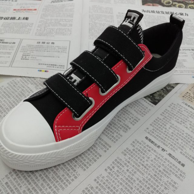 春秋新款低邦男式布板鞋帆布鞋硫化鞋潮男单鞋舒适时尚休闲鞋板鞋魔术贴