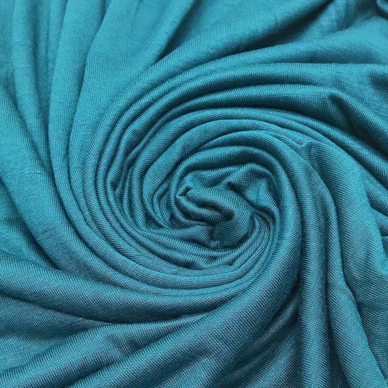 Arabian headscarves for women are versatile and popular among Muslims details Picture