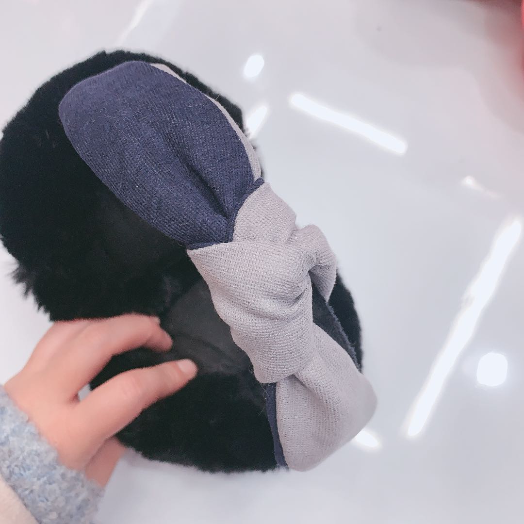 Korean version sweet and cute foldable ear coverings with fleece for warmth, windproof ear protection, ear covers and ear cups for women in winter Specification image