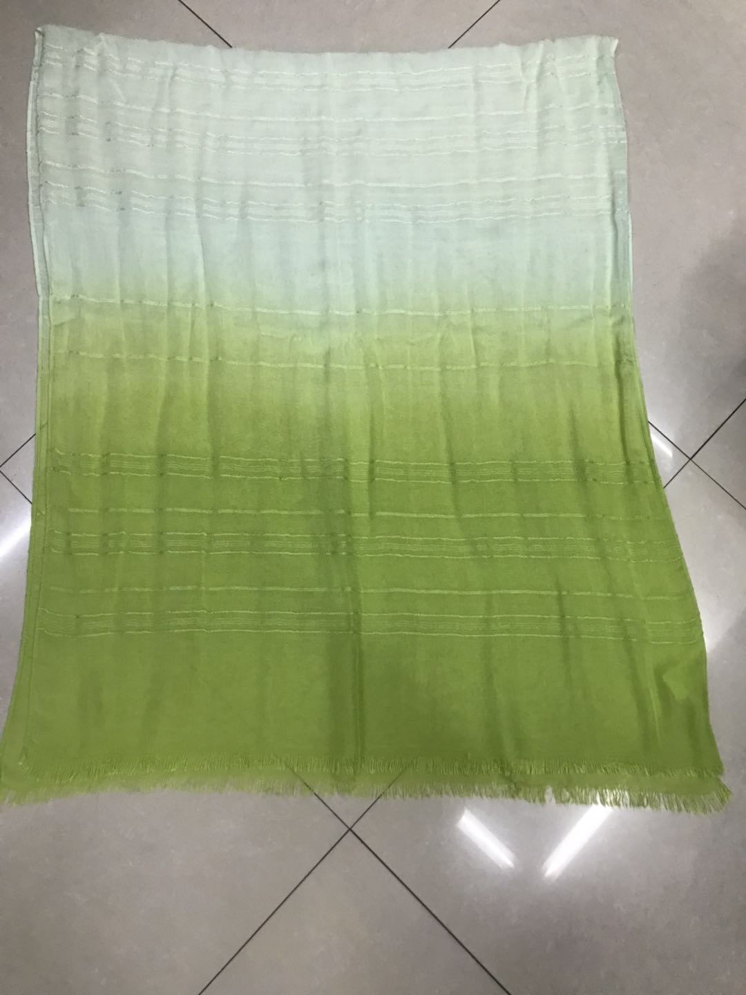 Women's Scarf Fashion Everything Trend Explosion Gold Silk Rayon Hanging Dye Specification drawing