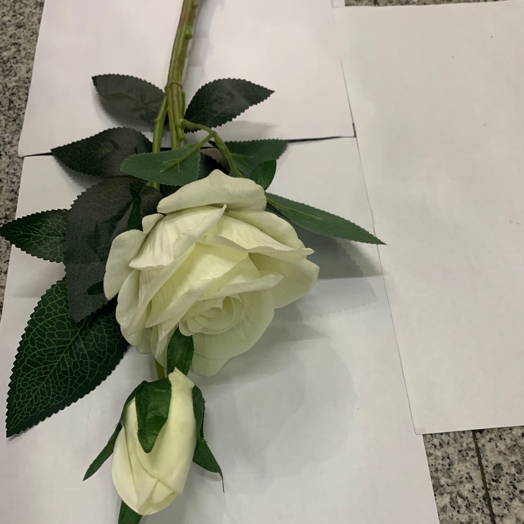 仿真花假花餐桌卧室客厅装饰品摆设花酒柜摆件工艺品塑料花