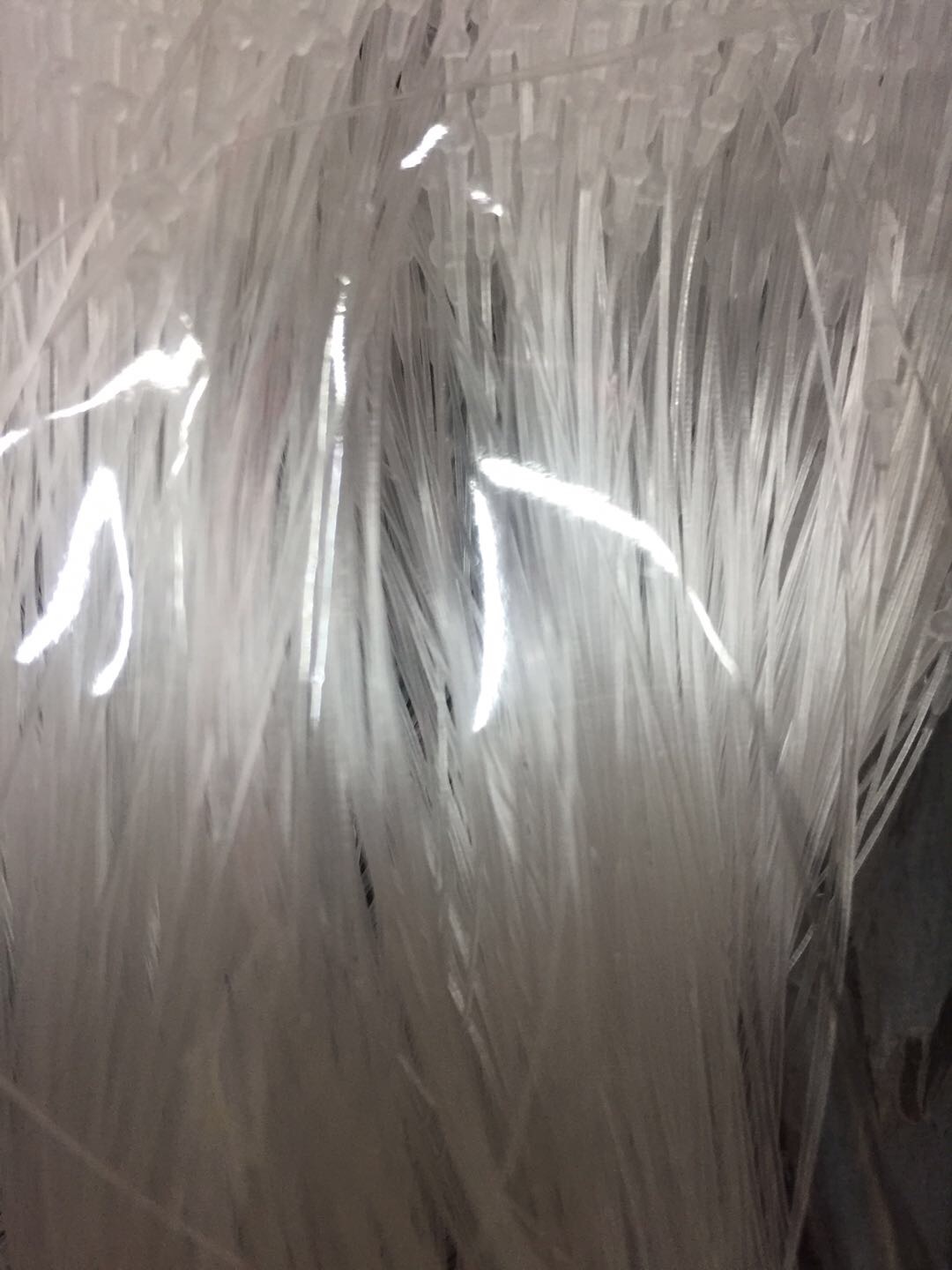 Direct sales of plastic cable ties for clothing and bags from the manufacturer. Customized based on samples Specification image