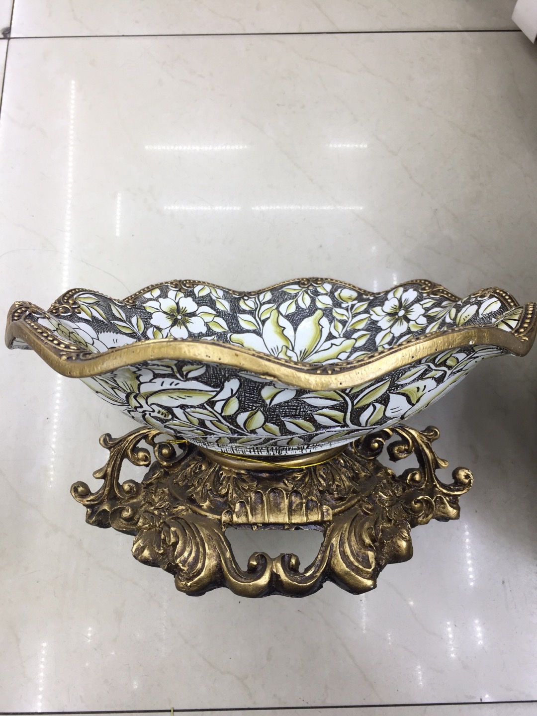 European-style resin fruit plate handicrafts and ornaments factory direct sales, custom orders based on samples