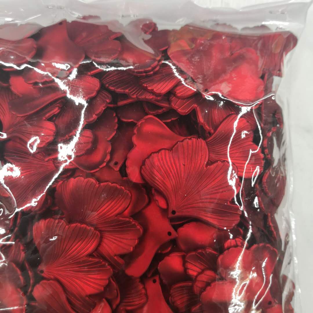Acrylic Japan And South Korea Sexy Exaggerated Red Four Leaf Petal Earrings Accessories Network Red Fashion Retro New Year Bridal Stud Accessories, E2515433 details Picture
