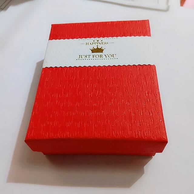 印字红色包装盒礼品盒