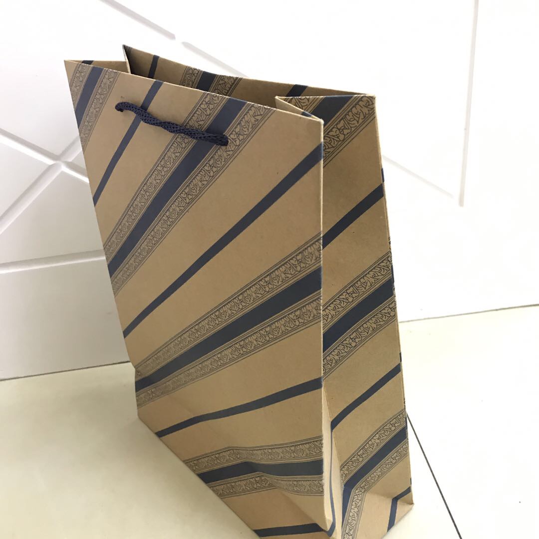 Kraft paper bag hand-held gift bag details Picture