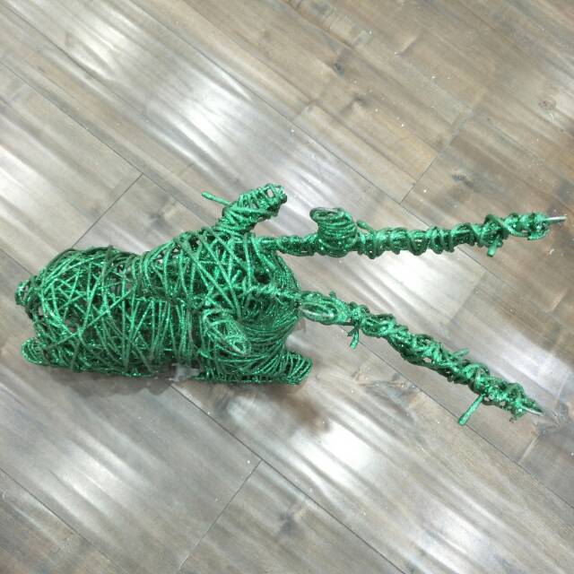 Manufacturers Direct Woven Iron Christmas Fawn Christmas Supplies Holiday Gifts details Picture