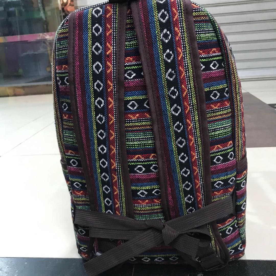 A casual and fashionable striped ethnic style backpack for foreign trade Specification image