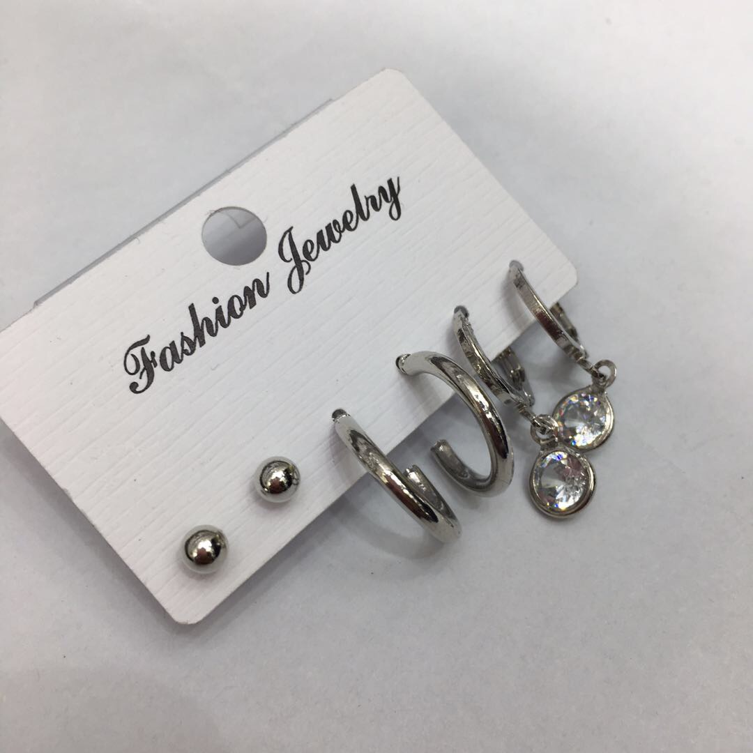 街拍同款经典时尚环形铜镀银锆石镶嵌成人耳钉套装产品图
