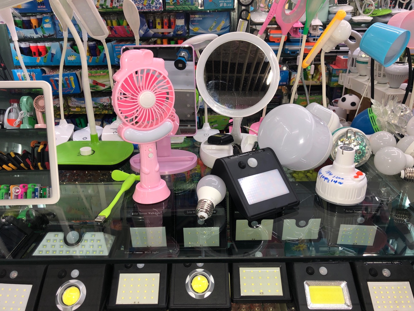 Ailaan Electronic Lamp Store describe pic - 2