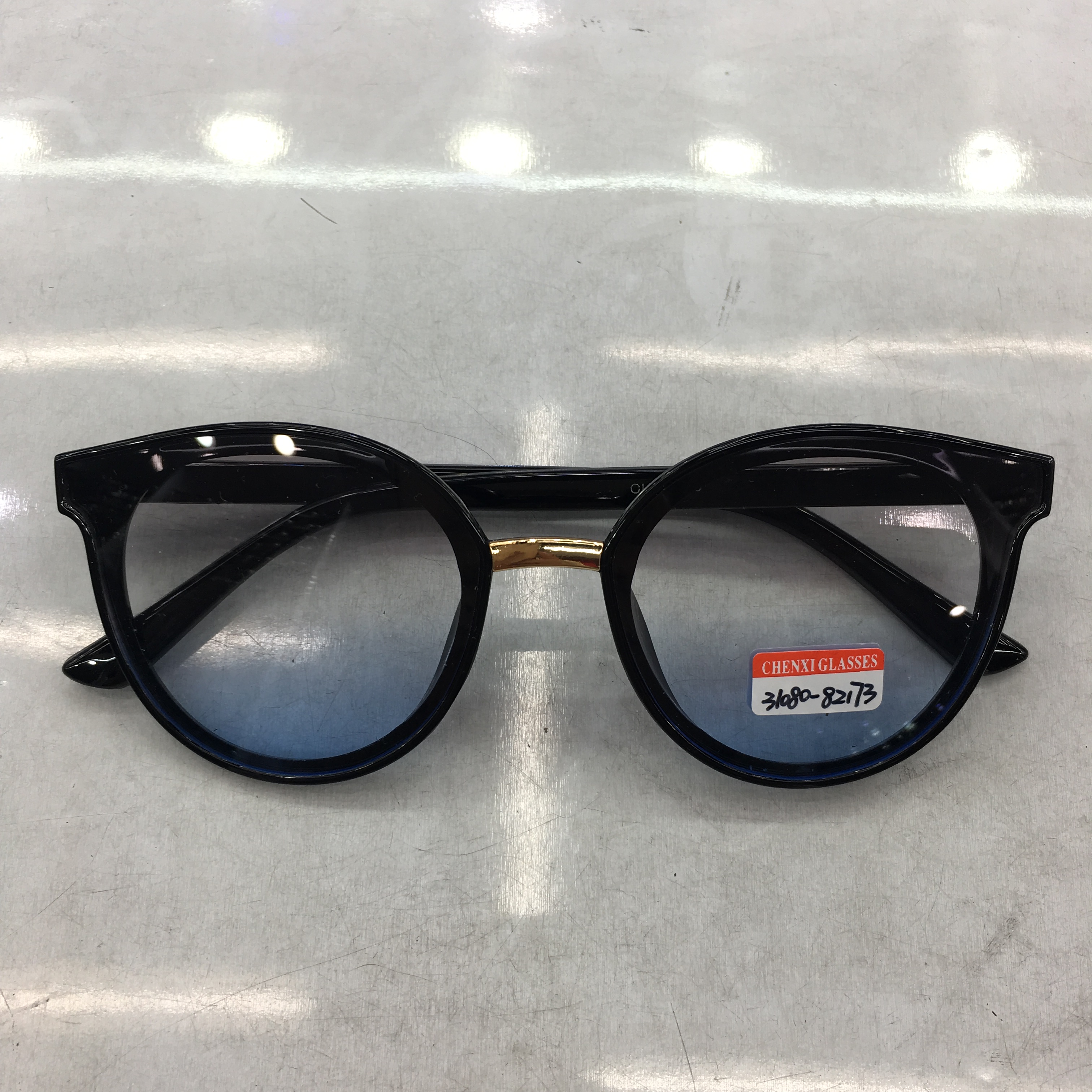New Korean-style trendy UV-protective sunglasses for both men and women, fashionable round face eye protection glasses