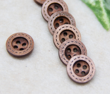 Four Eyes Wide Edge Button Dotted Natural Wood Button Round Dress Button
