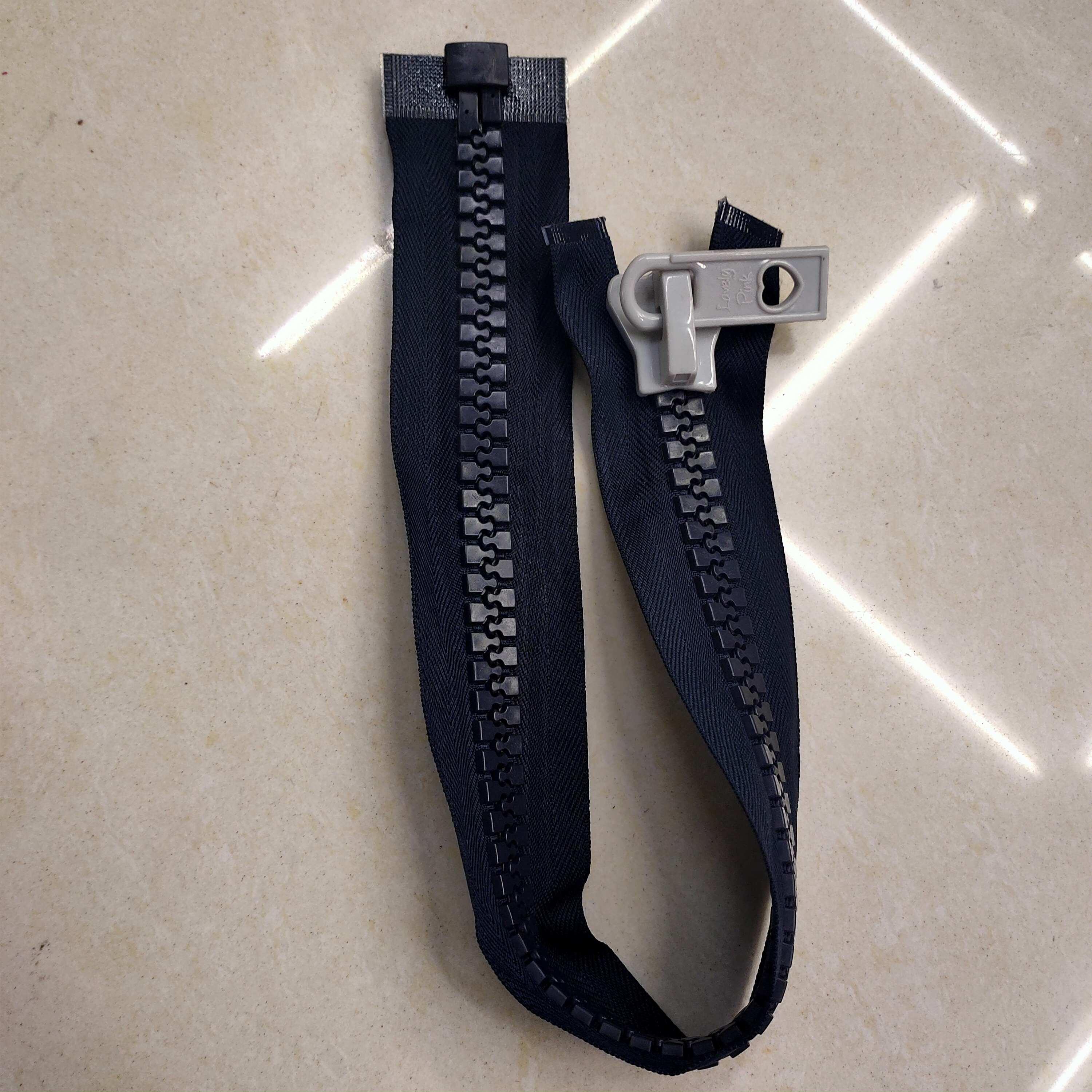 大衣拉链尼龙拉链羽绒服拉链鞋靴箱包环保定制拉链源头工厂现货