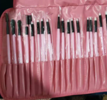24 Plastic Handle Brush Multi-Color Set Bag For General Makeup details Picture