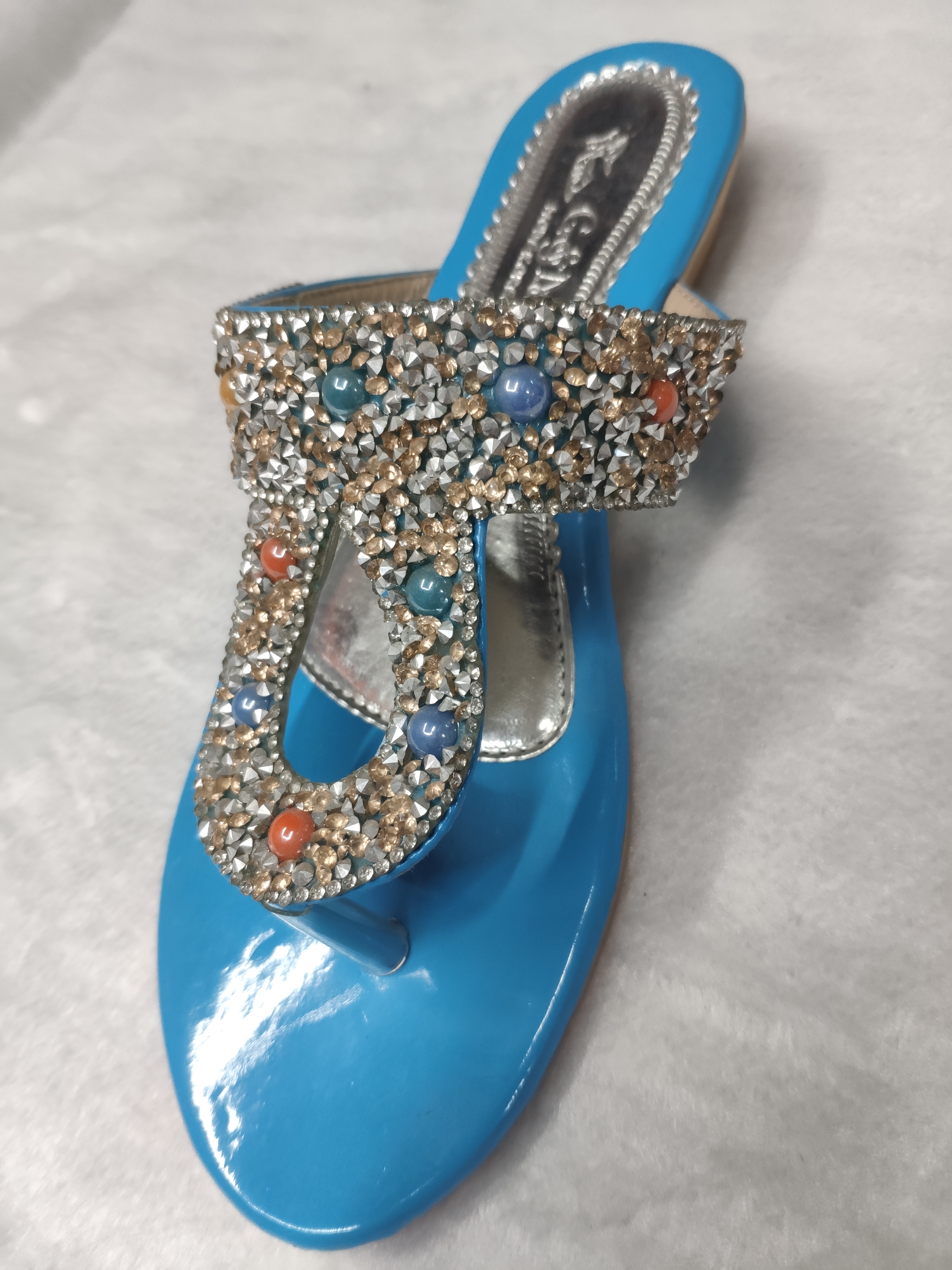 Foreign Trade Wholesale Summer Women's Herringbone Foot Color Beads Diamond Flat Sandals Specification drawing