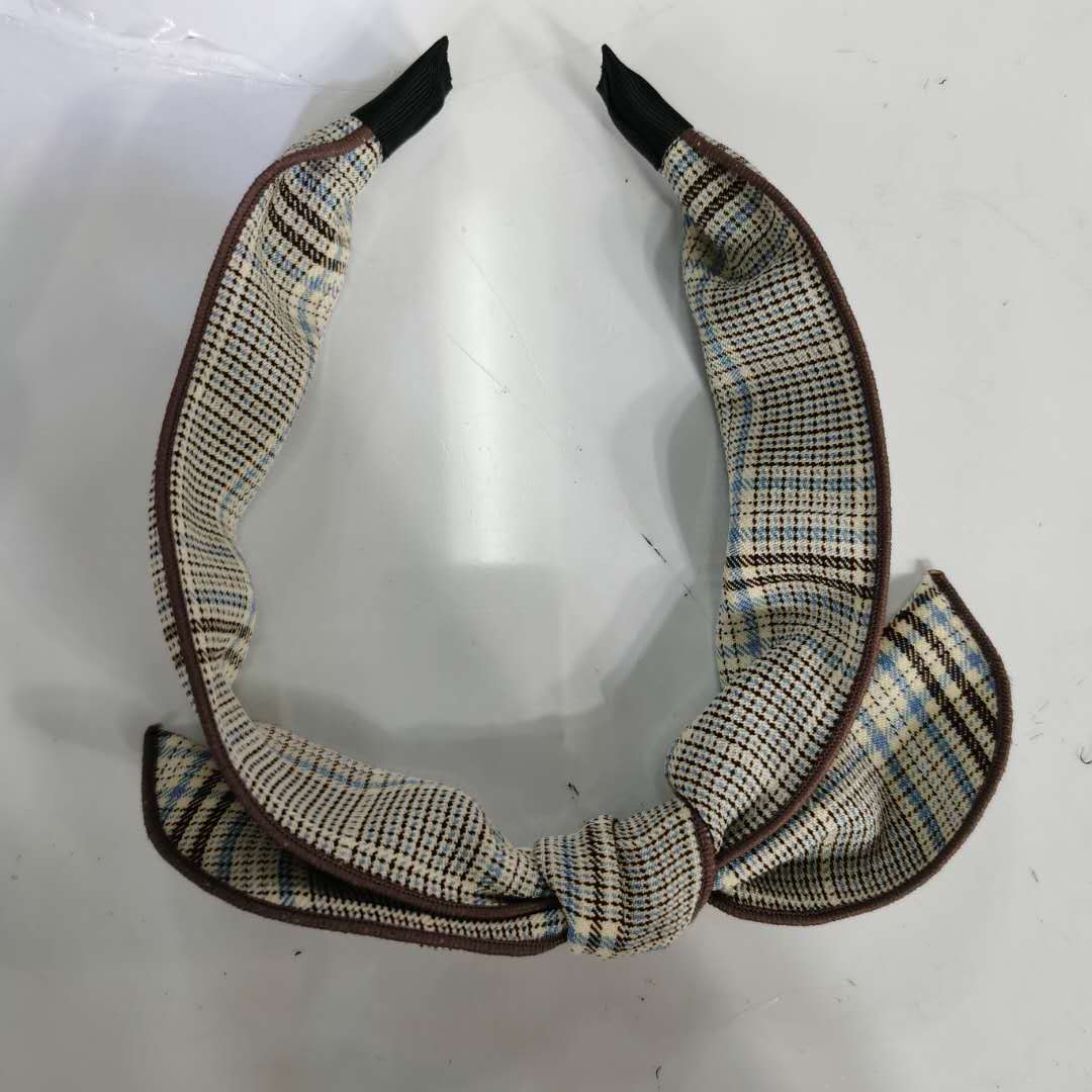 A new Korean-style fashionable women's fabric headpiece, a checkered chiffon bow hairpin details Picture