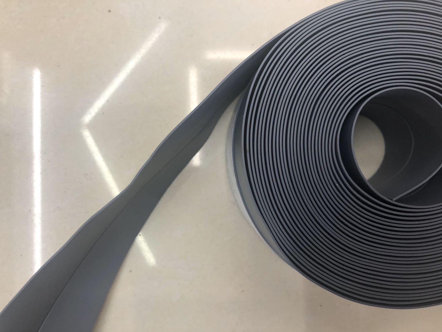 门窗密封条玻璃门窗户缝隙门缝贴防风条防风挡胶带产品图