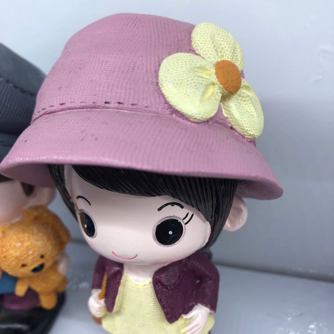 抱小熊树脂娃娃工艺品摆件家居装饰摆件细节图