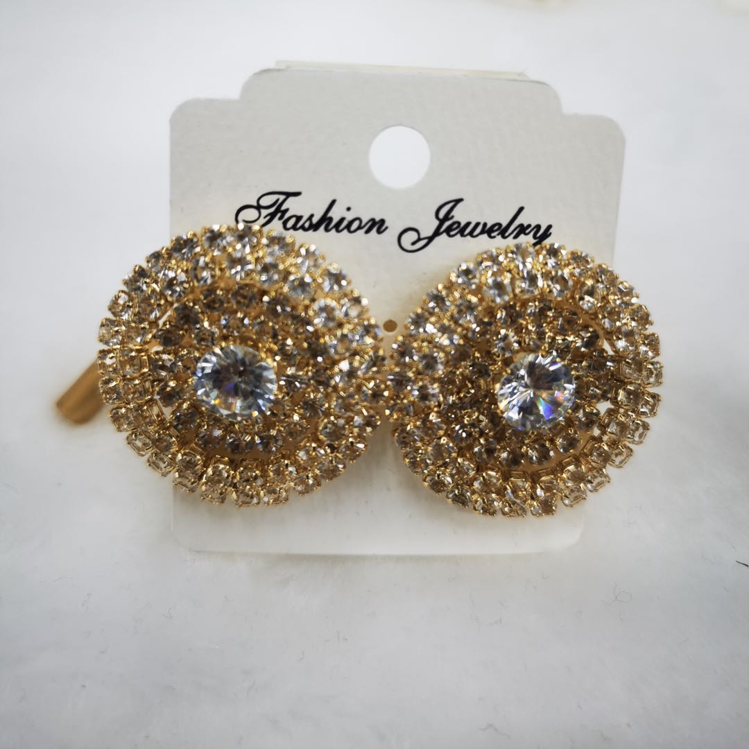 2020 New Korean-style large flower earrings, cute and sweet style, fashionable long earrings, internet-famous accessories