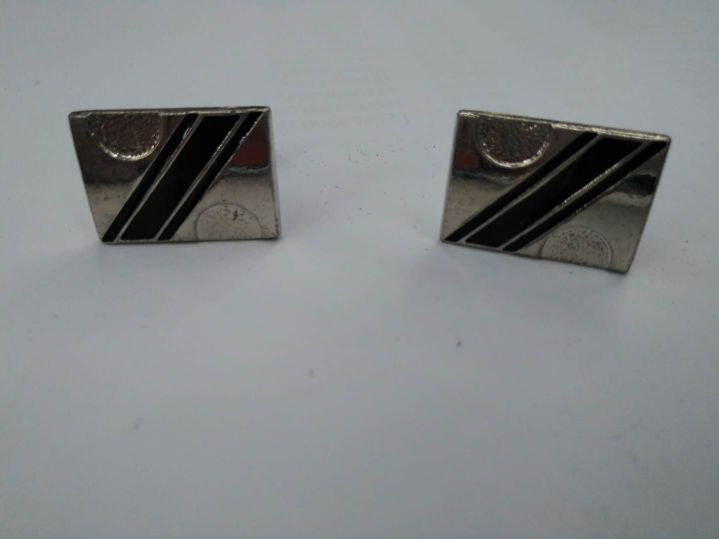 厂家直销高档西装金属袖扣定做定制袖钉纽扣