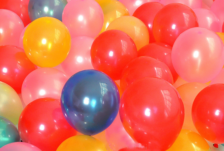 Wedding supplies balloons, wedding room decoration, arch balloons, 10-inch thickened pearlescent round balloons details Picture