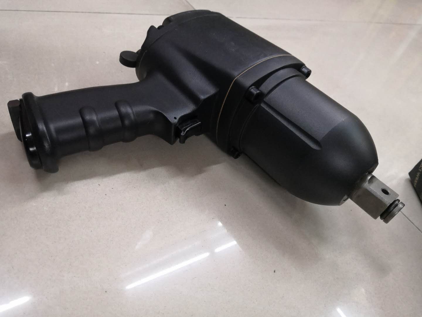 3/4寸大扭力风动扳机工业级气动扳手小风炮汽修工具风扳细节图