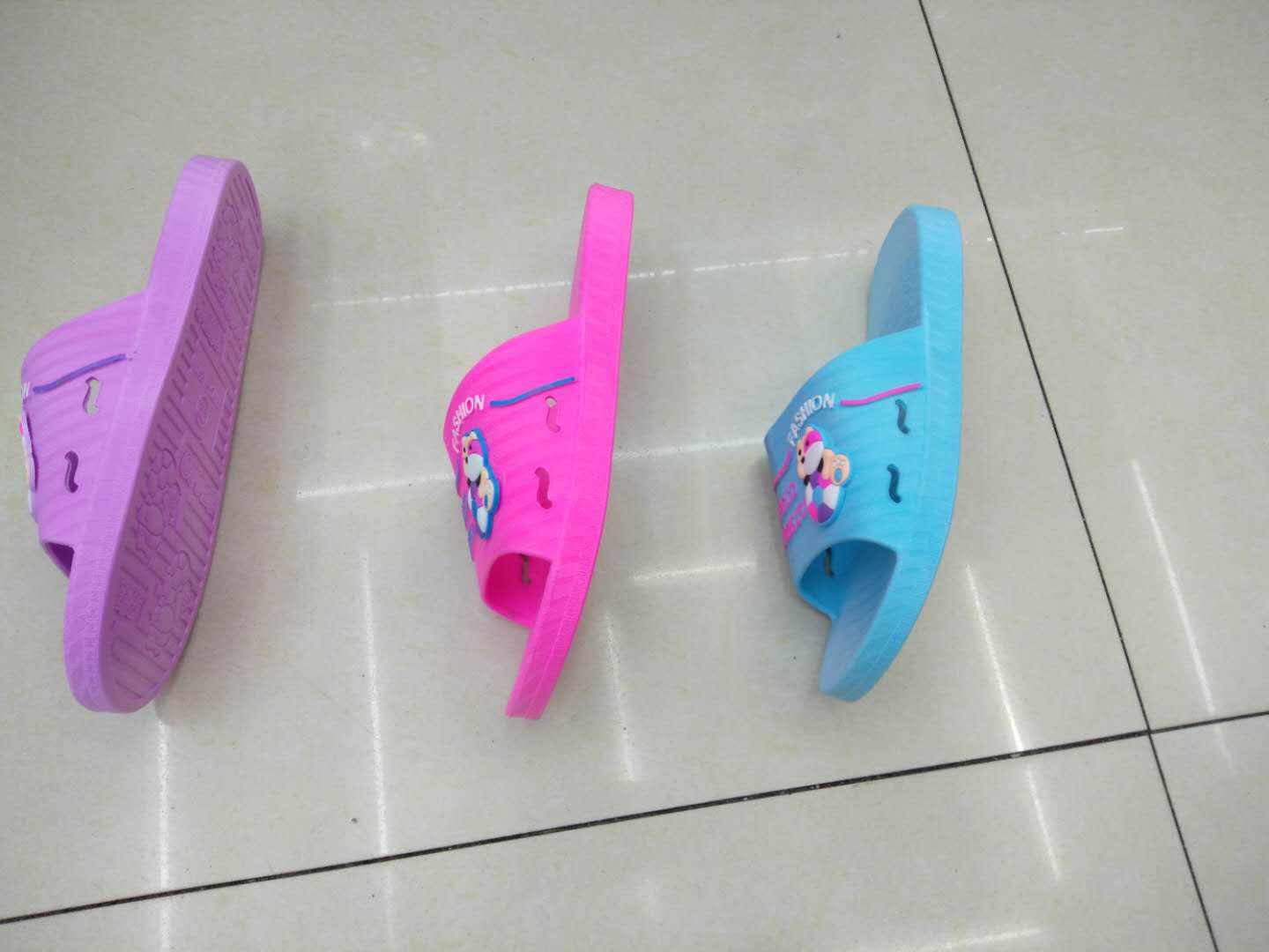 Summer indoor anti-slip household bath anti-odor home couple cooling slippers details Picture