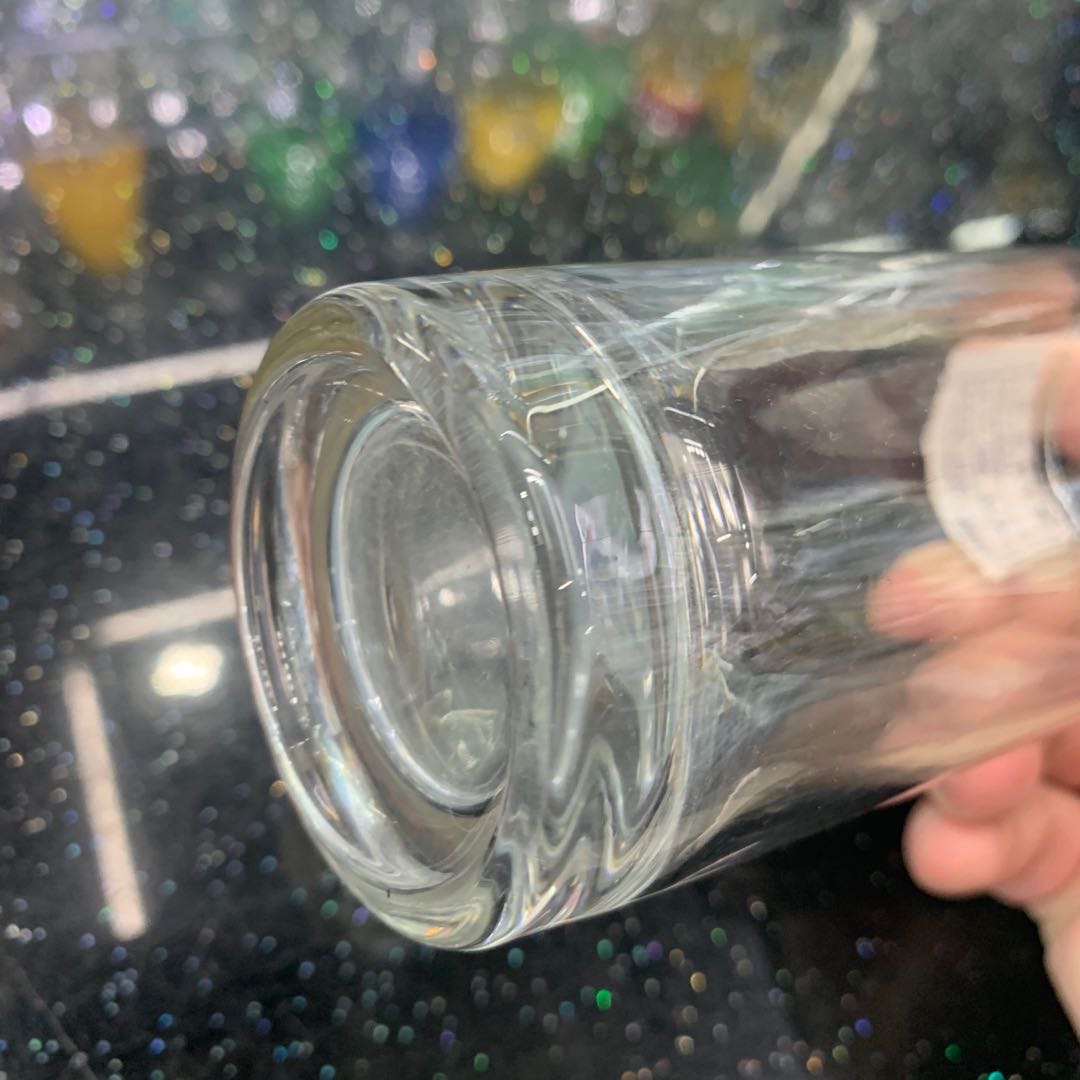 Transparent glass ordinary water cups and tea cups details Picture