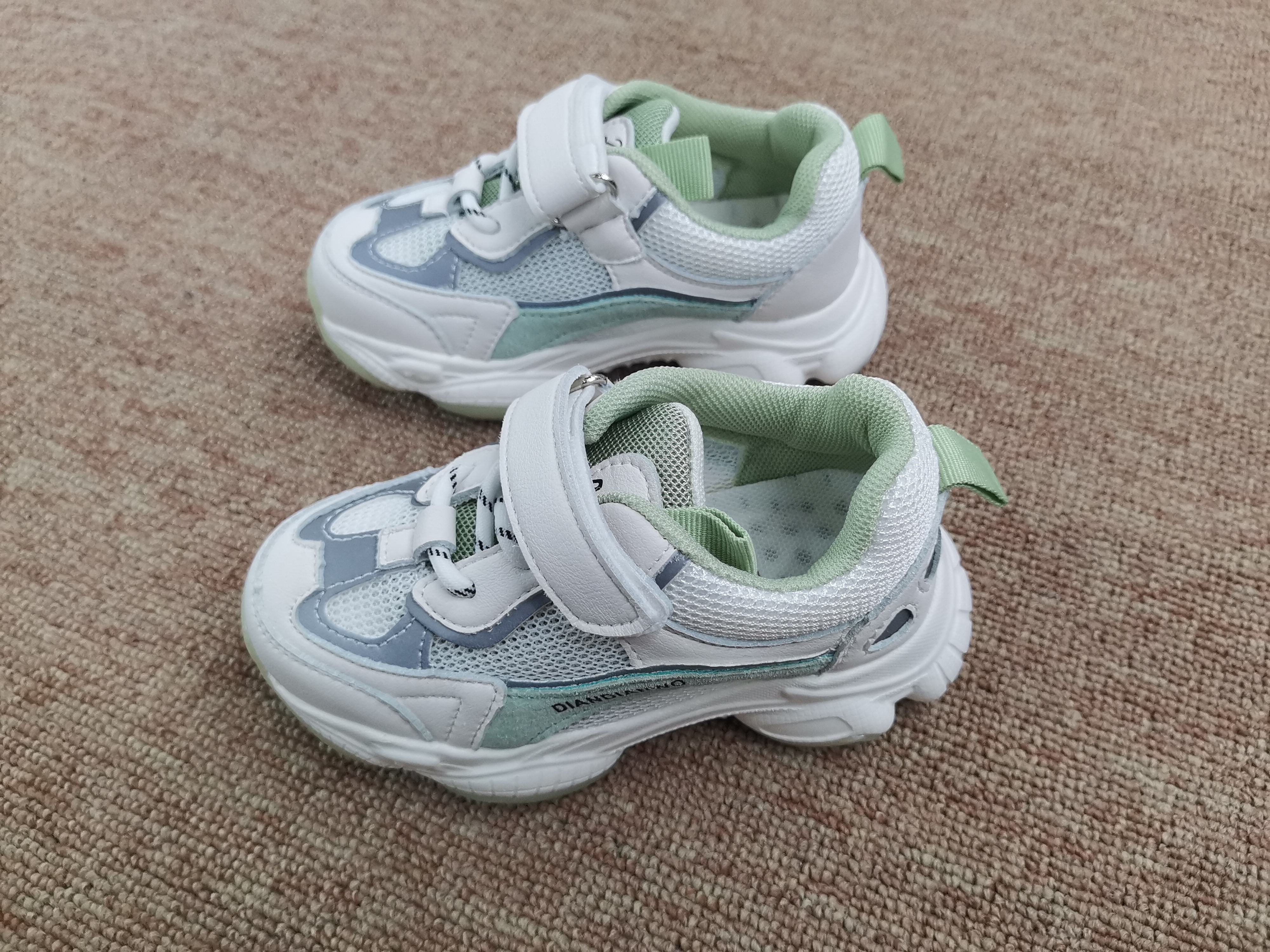 Xb7799 Little Treasure Home Boy Spring Net Red Stick Breathable Casual Children's Shoes