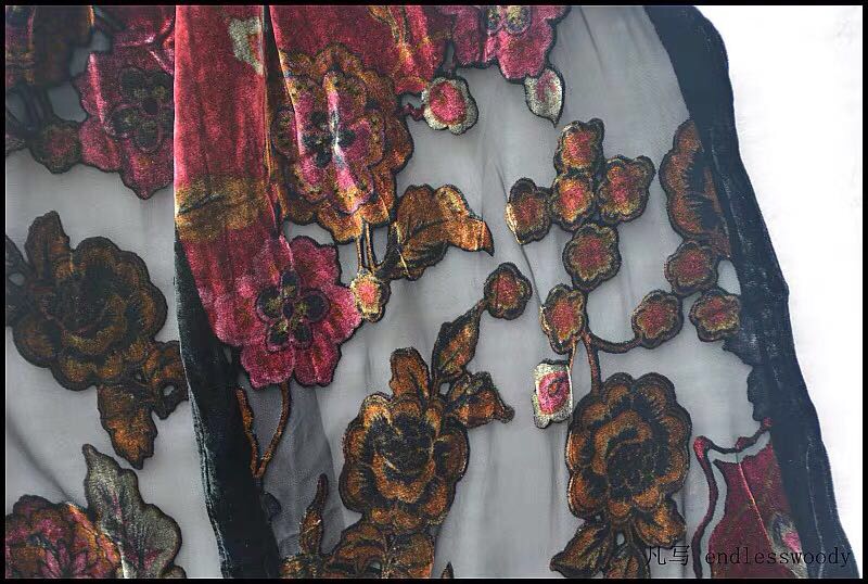 Women's Elegant Multi-Colored Velvet Ribbon Scarf Specification drawing