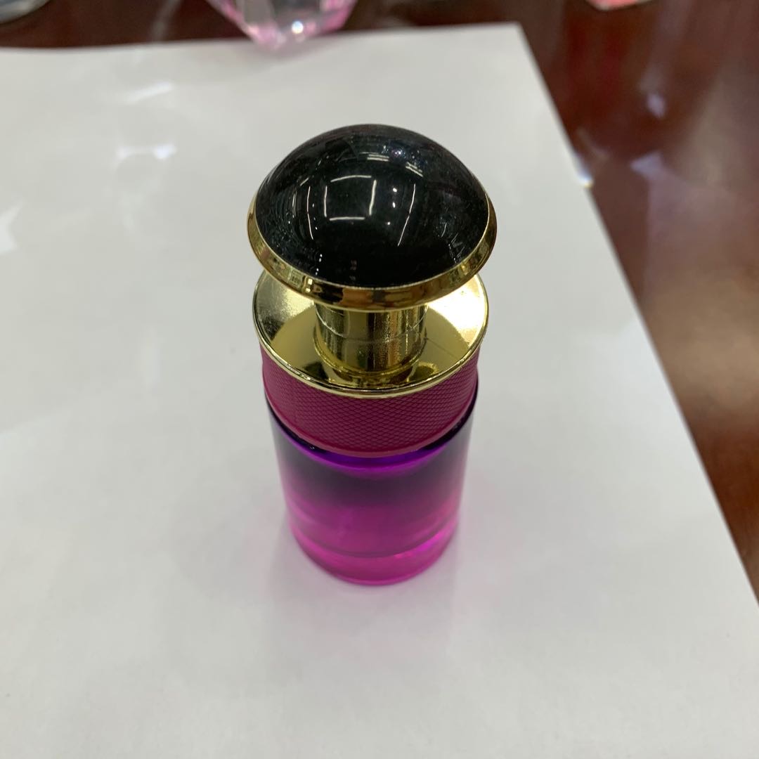 高档玫瑰紫色半透明香水包装瓶玻璃制品便携式精华液小空瓶产品图