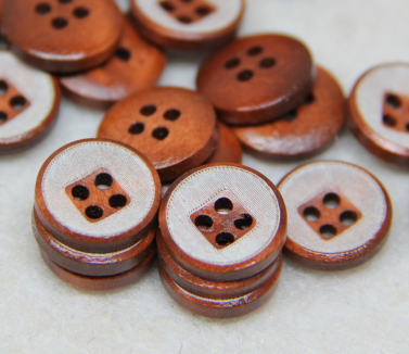 Sky Wood Button Bowl Shaped Button Four Eyes Wood Button details Picture