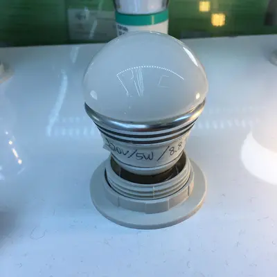 Milk White Semicircle Light Bulb High Light Transmittance Plastic Wrapped Aluminum Excess Led Energy-Saving Light Bulb