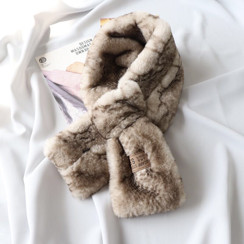 Women's Fashion Trend Casual Autumn And Winter Must-Have Faux Fur Scarf details Picture