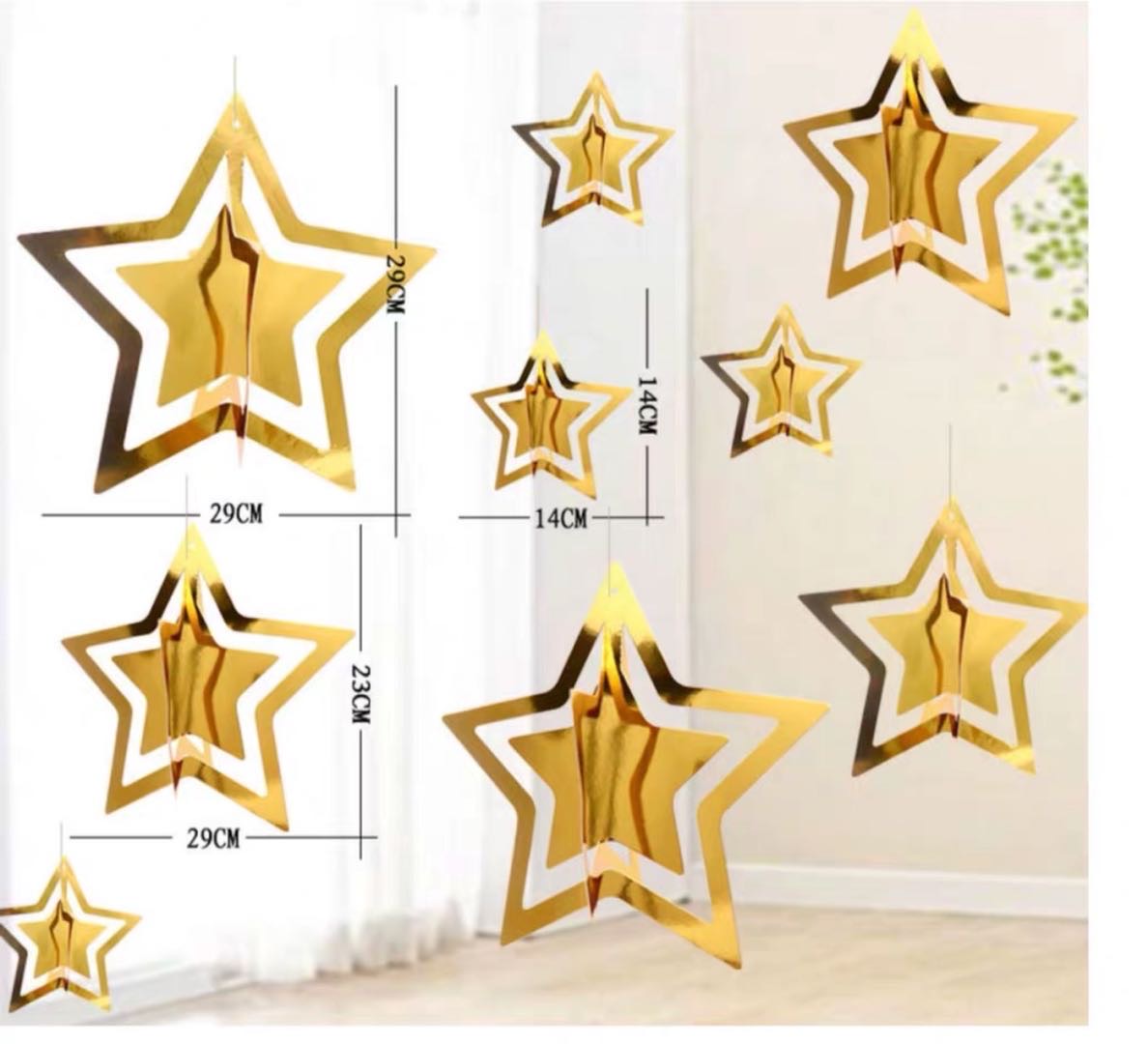 Three-dimensional heart-shaped gold ceiling ornament