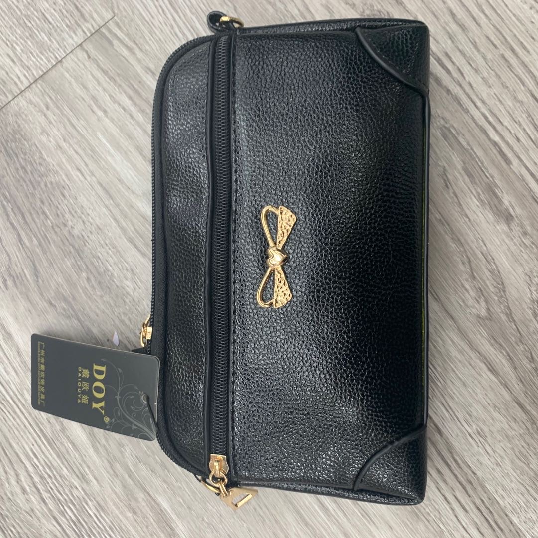 黑色皮革钱包蝴蝶结装饰拉链款