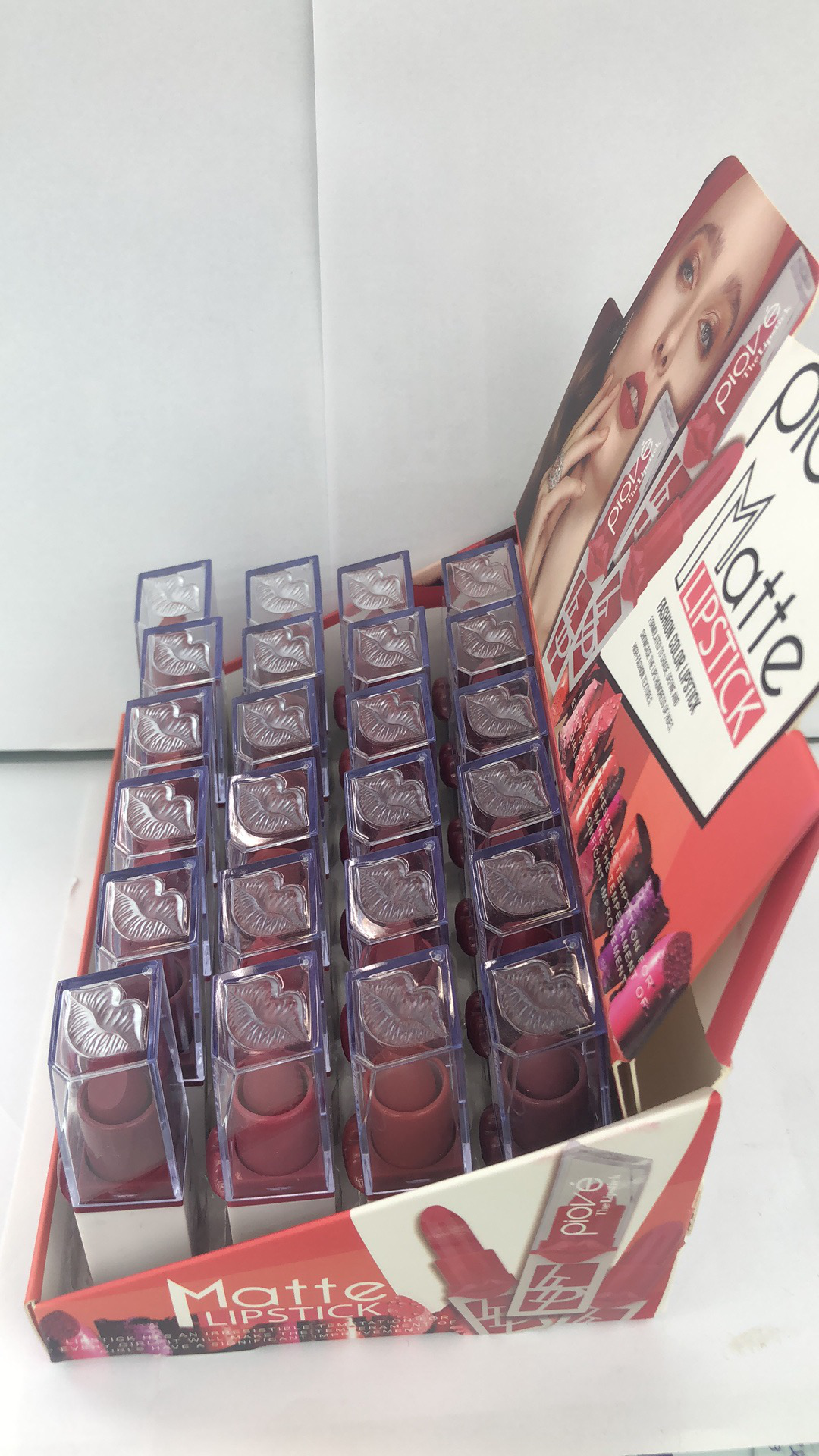Lip makeup product PIOVE lipstick Specification image