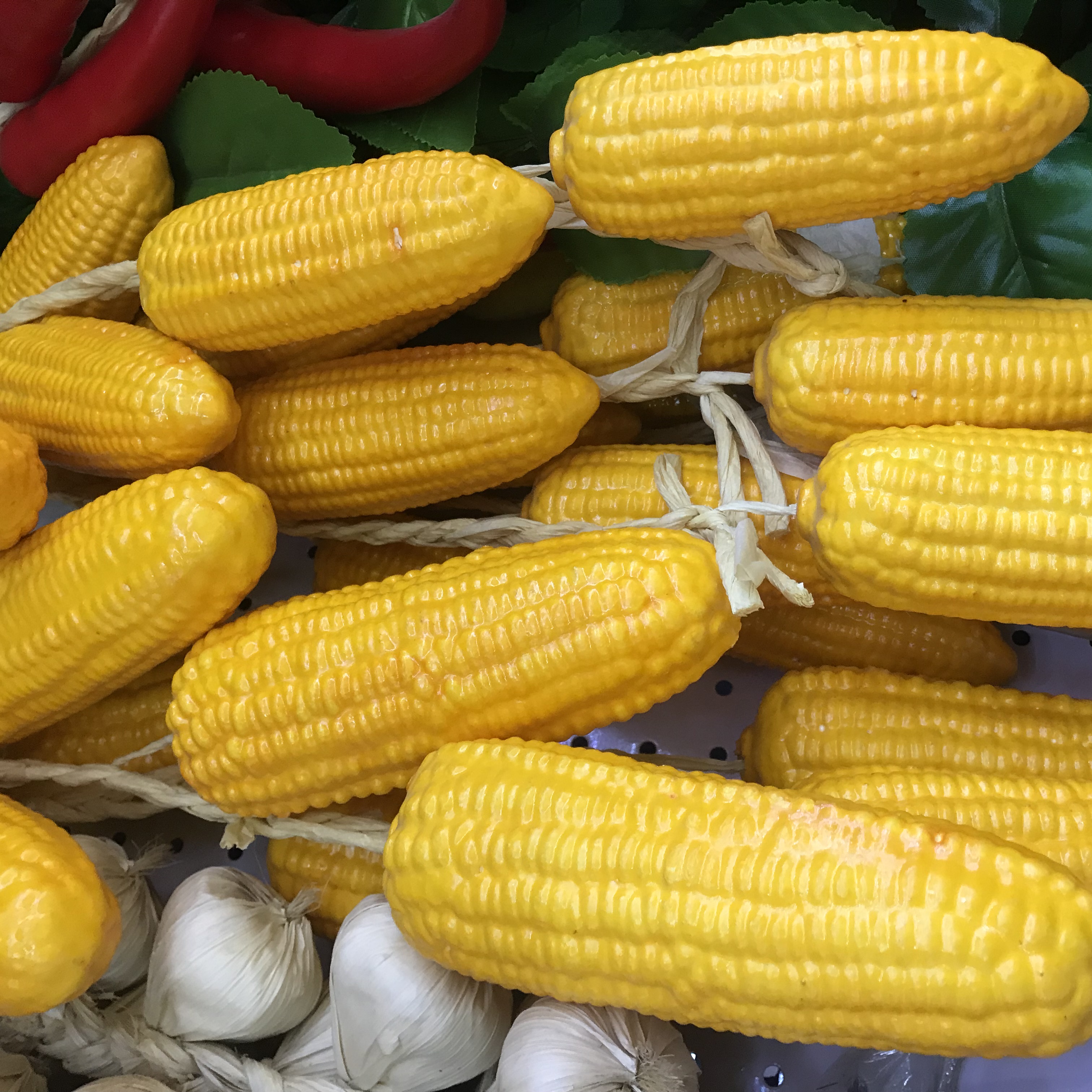 Simulated corn, farm inn decorations, plastic props for kindergartens, vegetable and crop photography, hanging strings