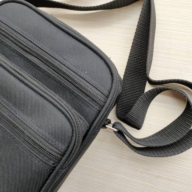 男式随身小包男士多功能手机包腰包网红多功能手机包腰包手机包细节图