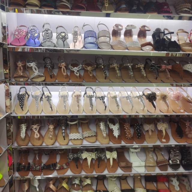 Human and shark Dance in the footwear industry describe pic - 3