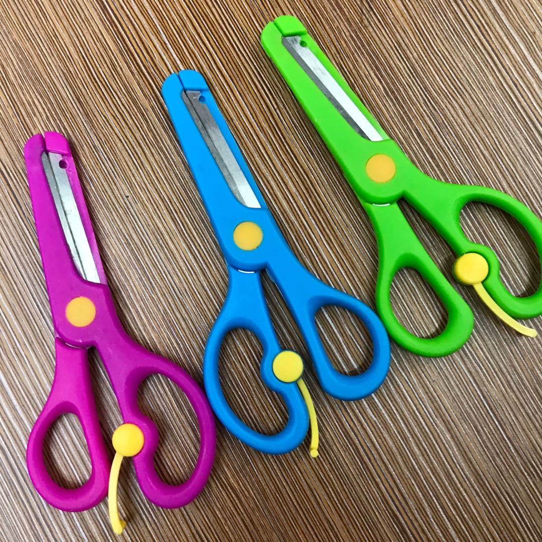 儿童剪刀安全手工不伤手幼儿园宝宝小学生剪纸专用迷你便携式花边可爱小剪刀塑料玩具文具手工剪子美术套装