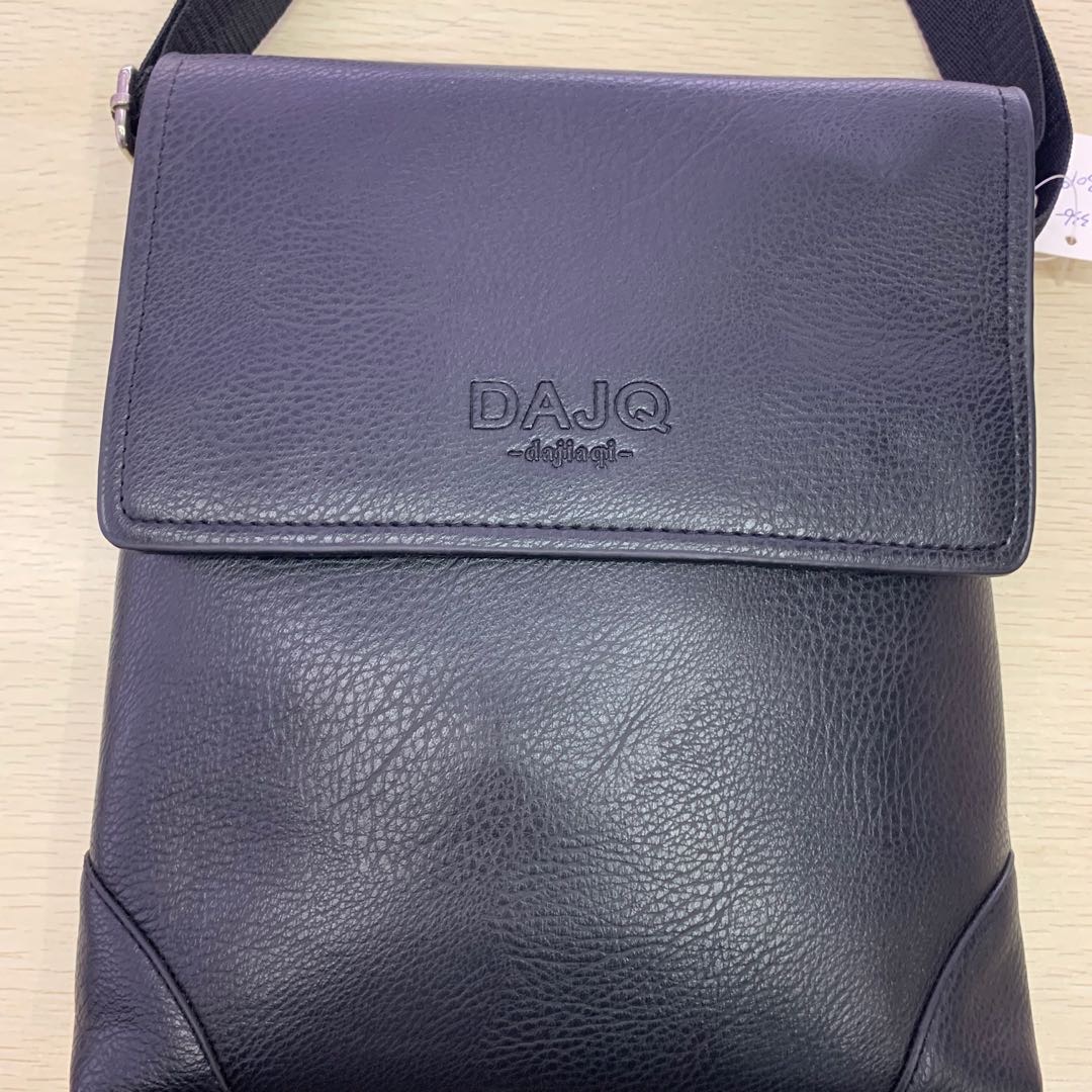 高档时尚PU皮男士斜挎钱包