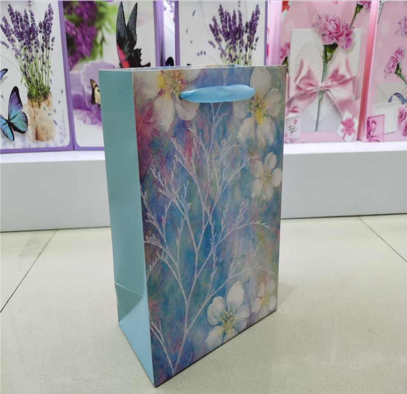 4004 Paper handbag, gift bag, paper handbag, flower and plant design gift bag, hand-held Specification drawing