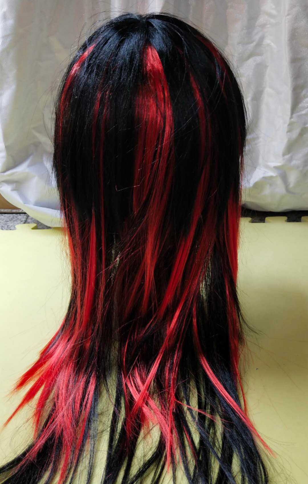 Two-color straight hair wigs, makeup balls, wigs, headgear, party performances, performance props, headwear details Picture