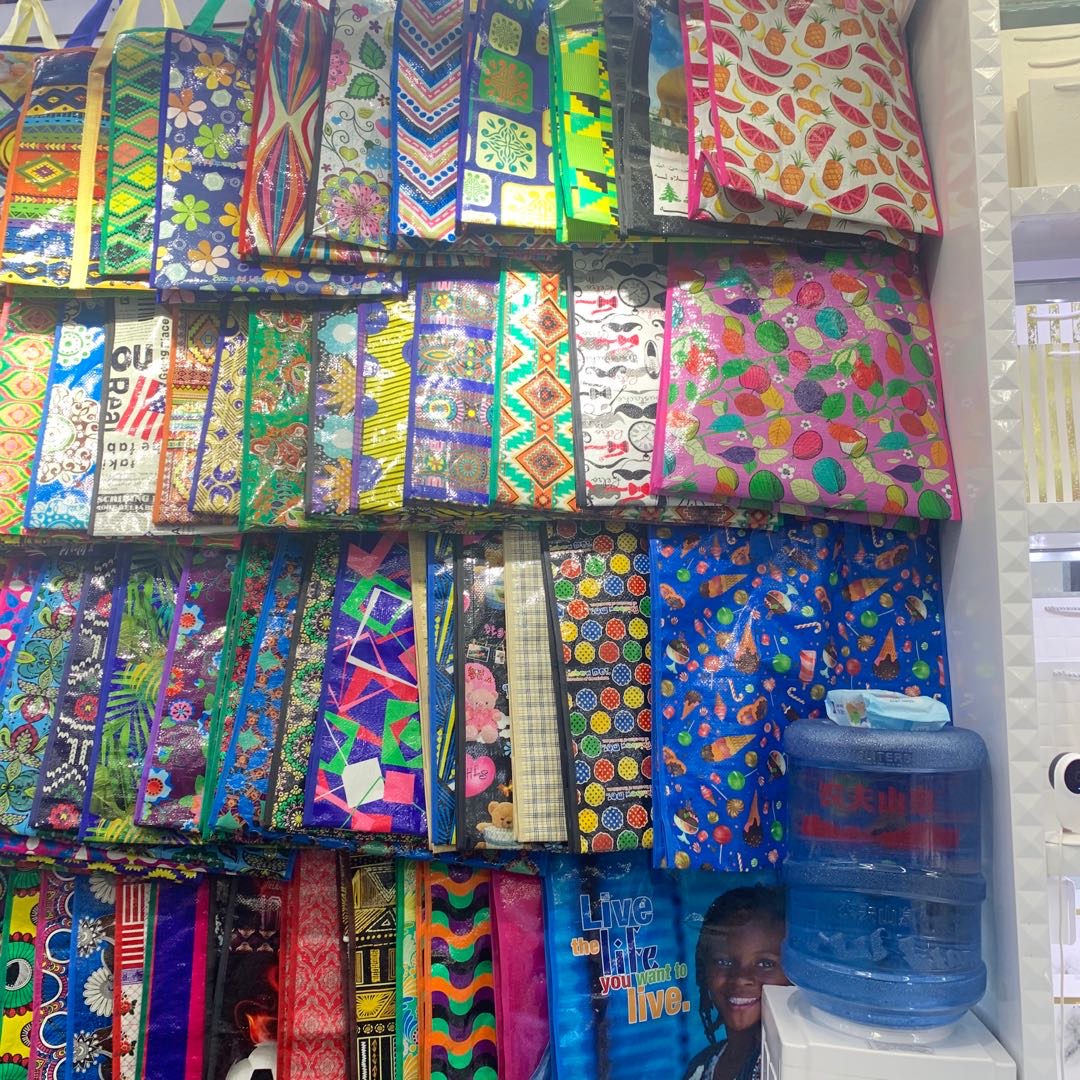 مدينة توانغ صباح الصباح تقوم بالنسيج describe pic - 1