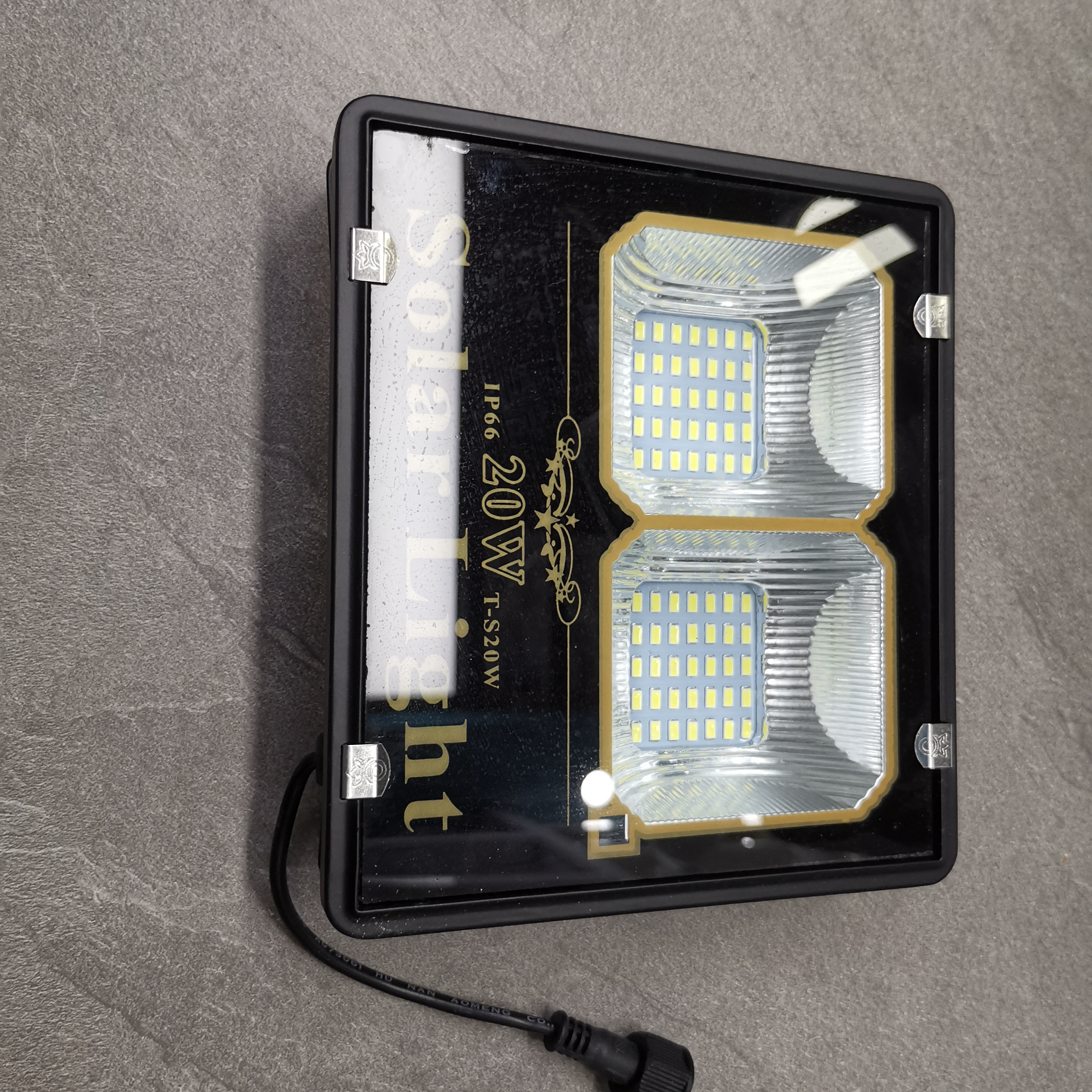 The price of solar lamps, solar sensor lamps, solar wall lamps and solar triangular wall lamps is negotiable details Picture