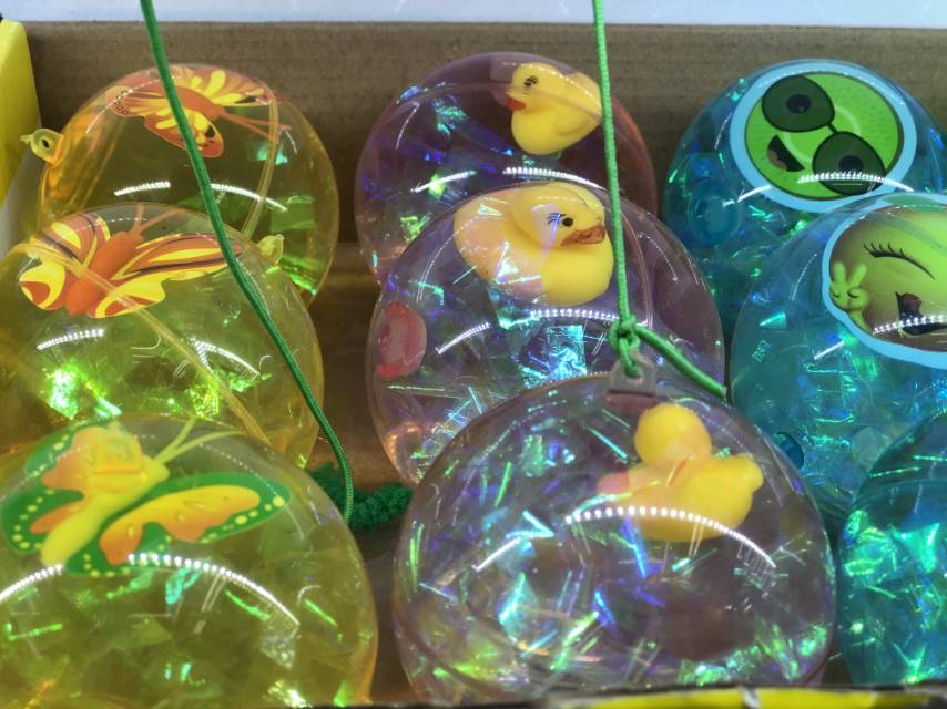 6.5cm内含彩条发光弹力球带绳款TPU材质儿童玩具 details Picture